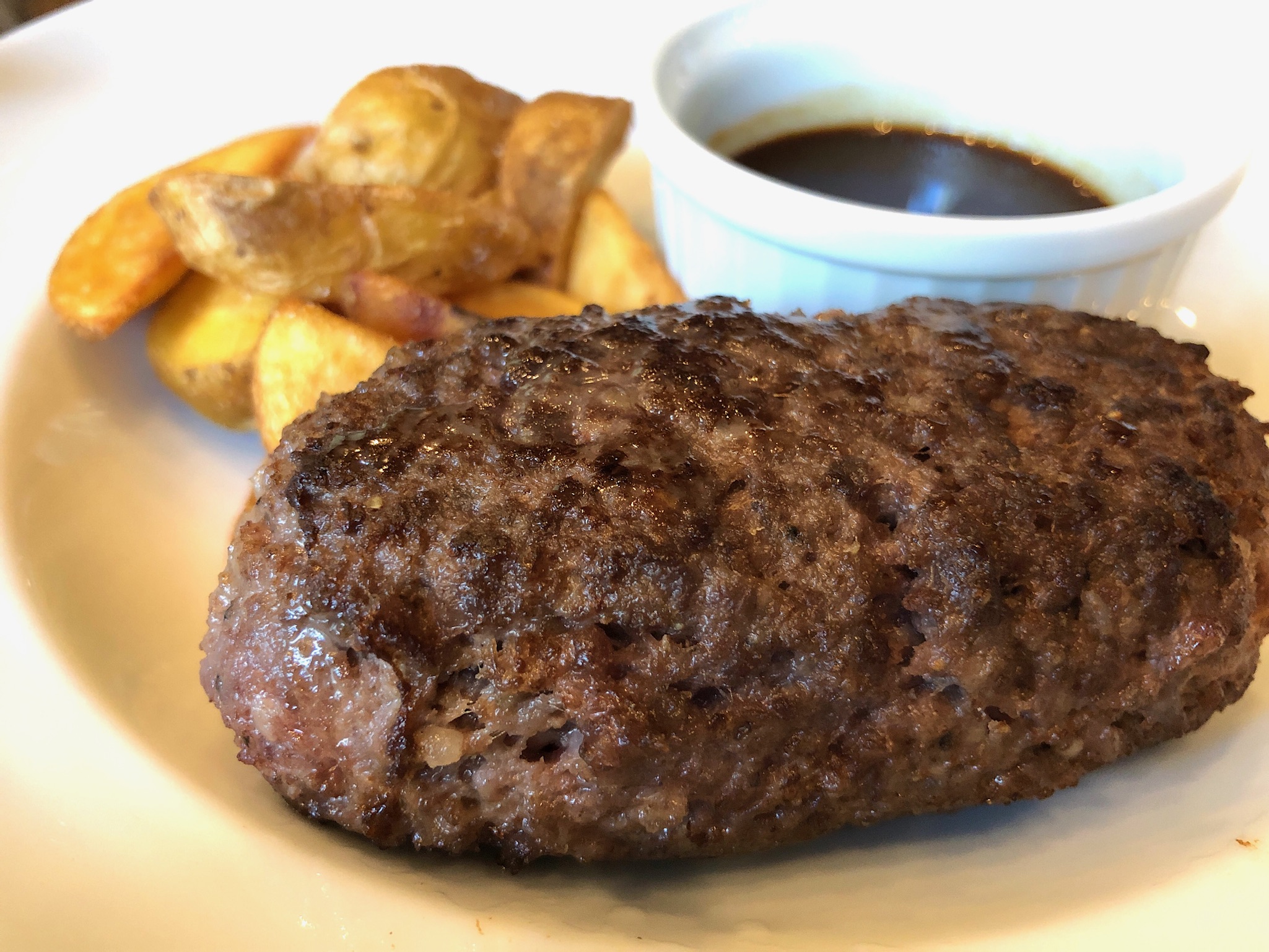 名駅 ルーセントタワーの美味しいランチ かまくらハンバーグスタンド